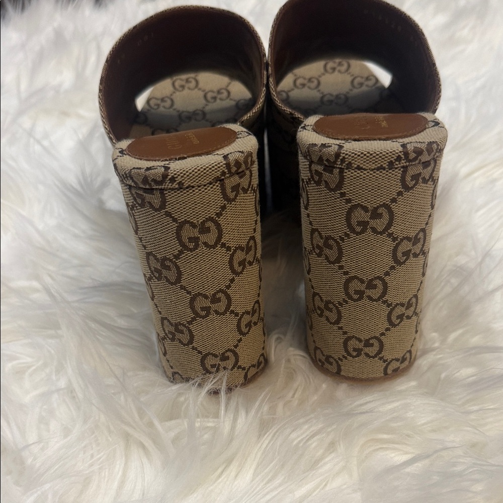 Gucci Women's Beige GG Canvas Espadrilles size 39Brand New! - Picture 4 of 5